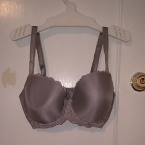 Victoria's Secret | Elegant Gray Bra